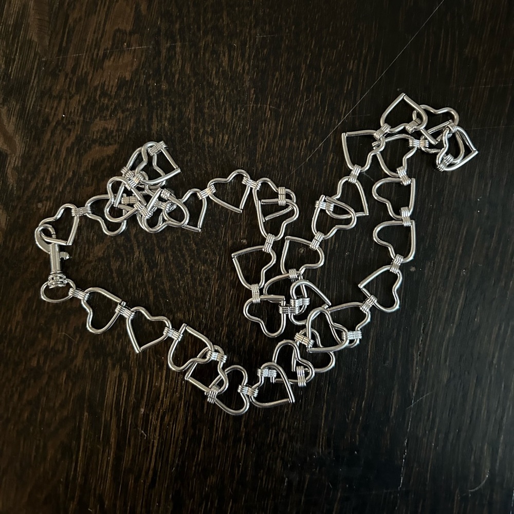 Brandy Melville Heart Chain Belt